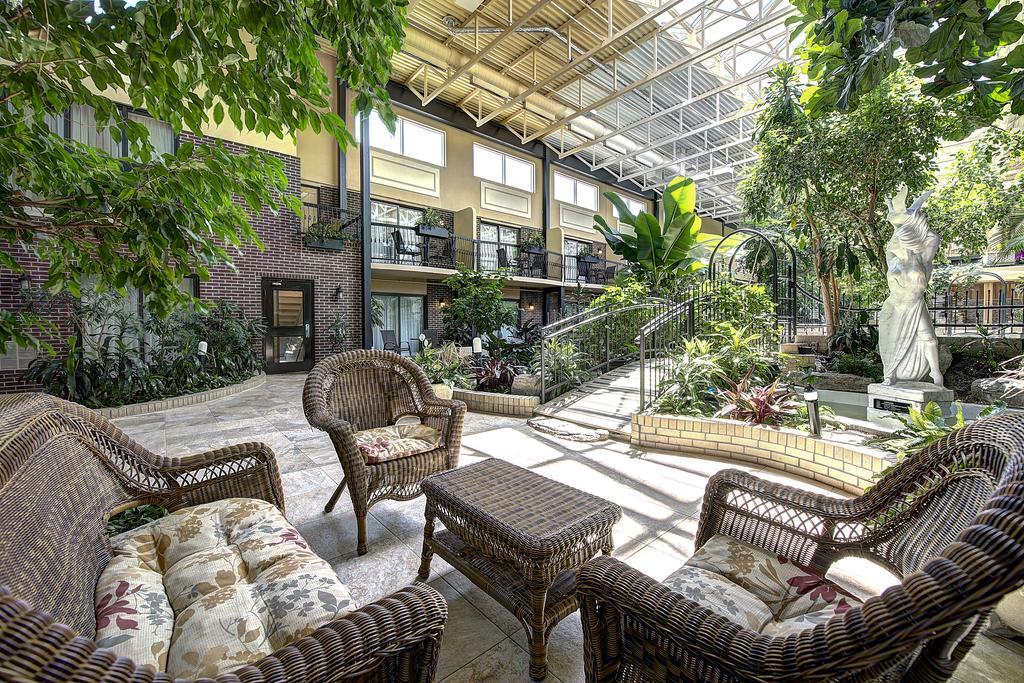 Hotel L'Oiseliere Montmagny Exterior photo