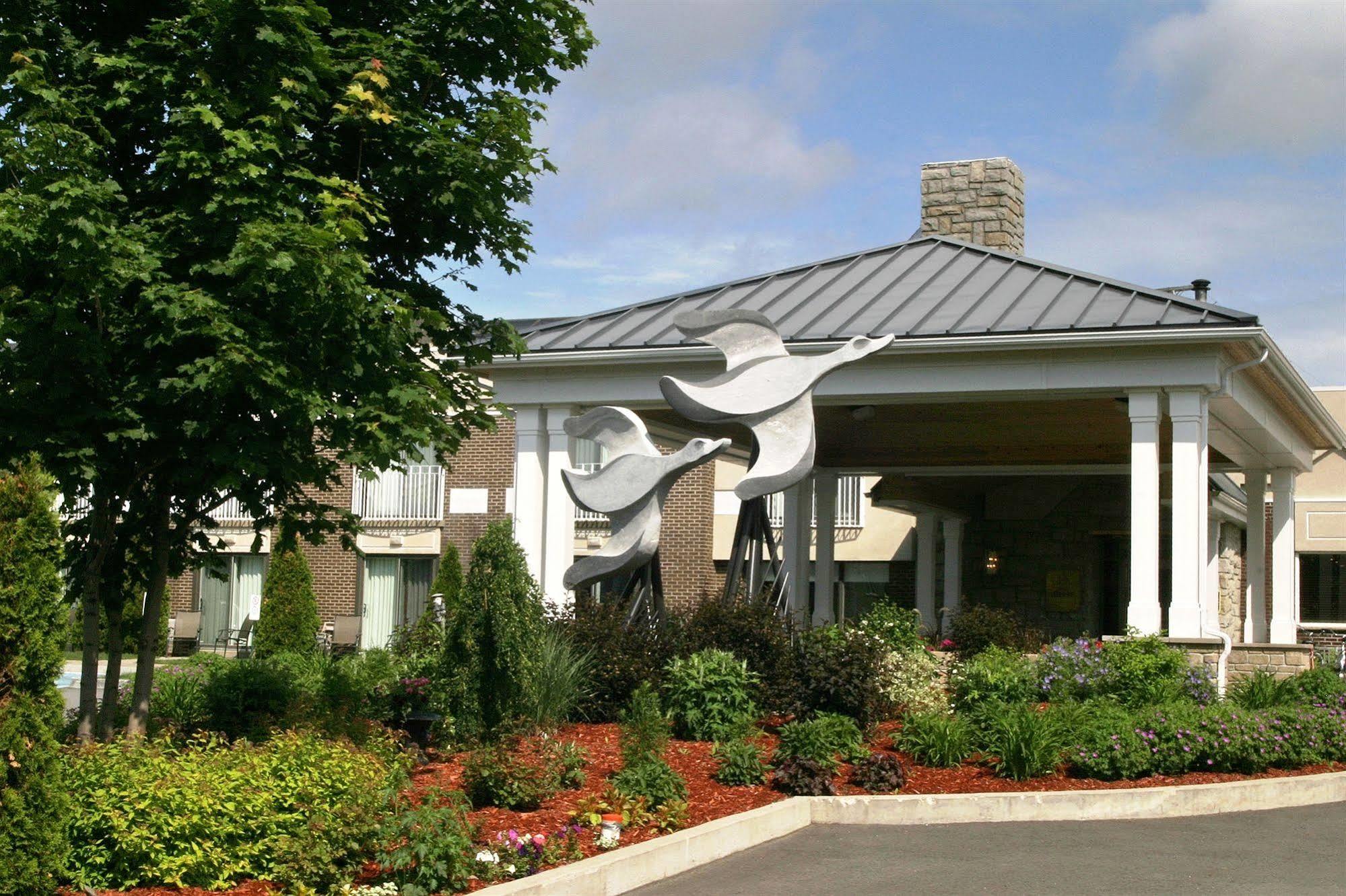 Hotel L'Oiseliere Montmagny Exterior photo